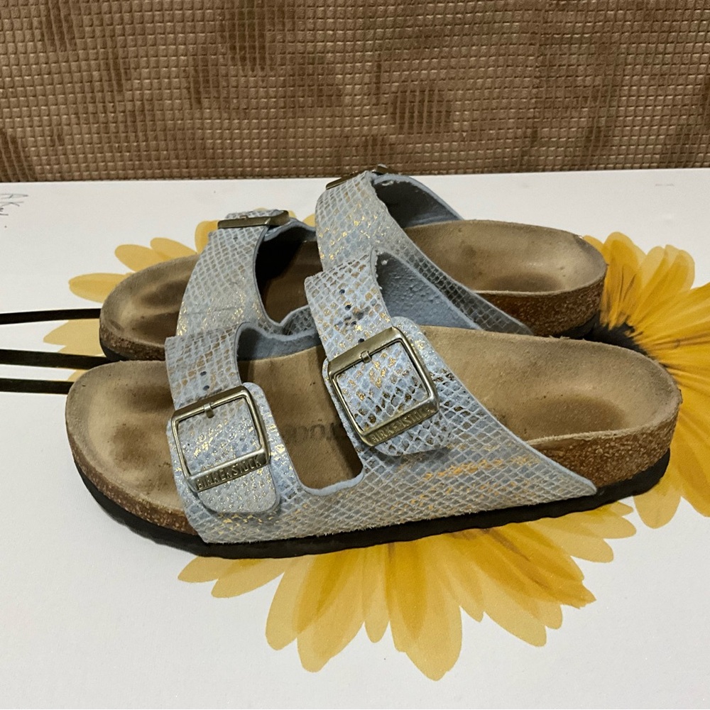 Textured Blue Sandals with Buckles